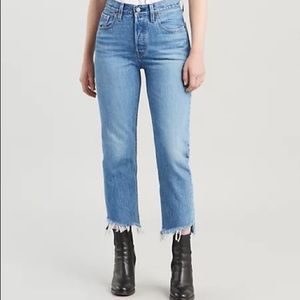 Levi's® Premium
501® ORIGINAL CROPPED WOMEN'S JEANS